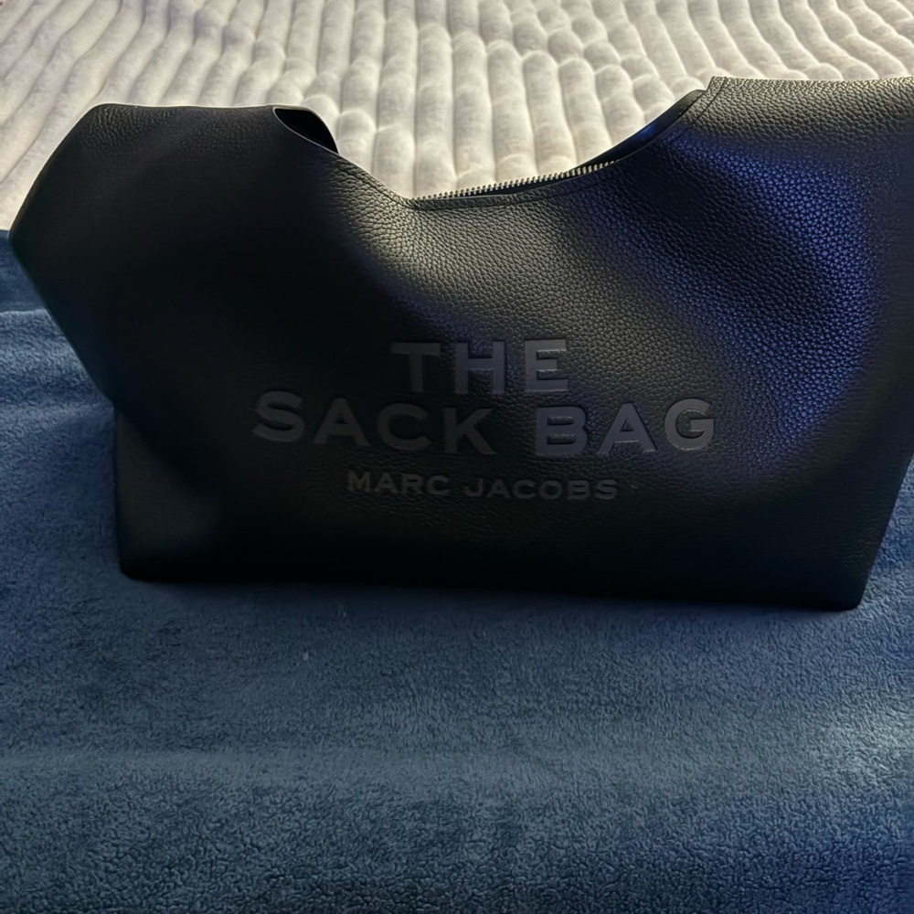Marc Jacobs Black Shoulder Bag - Picture 2 of 4